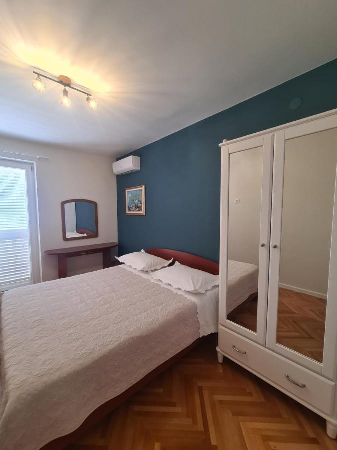 Apartment Nena & Petar Makarska Buitenkant foto