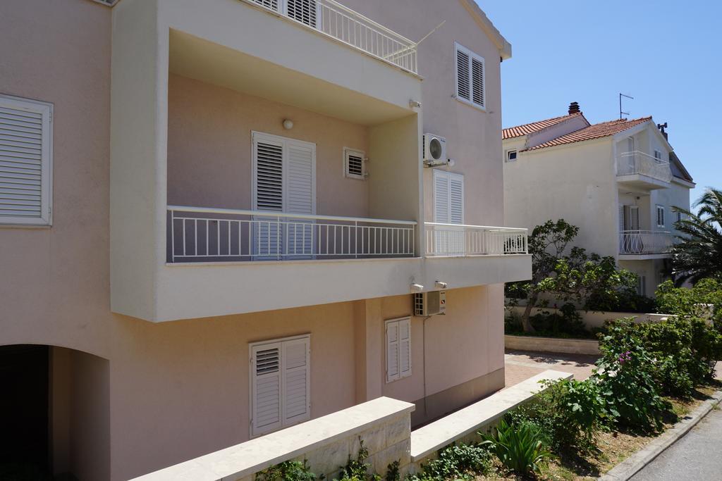Apartment Nena & Petar Makarska Buitenkant foto