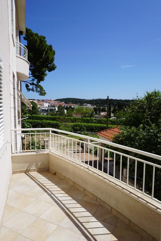 Apartment Nena & Petar Makarska Buitenkant foto