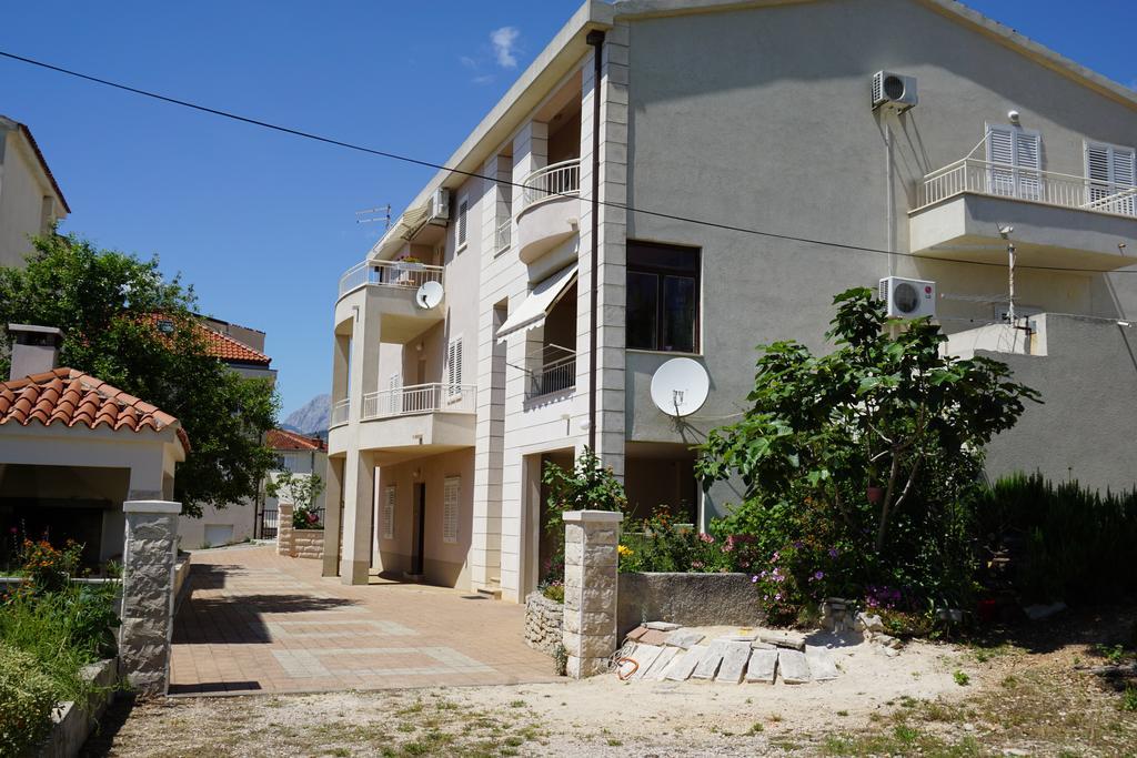 Apartment Nena & Petar Makarska Buitenkant foto