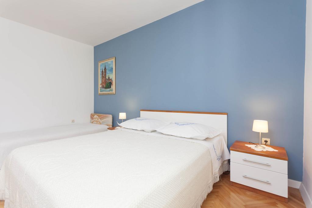 Apartment Nena & Petar Makarska Buitenkant foto
