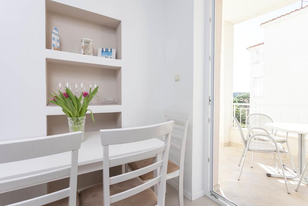 Apartment Nena & Petar Makarska Buitenkant foto