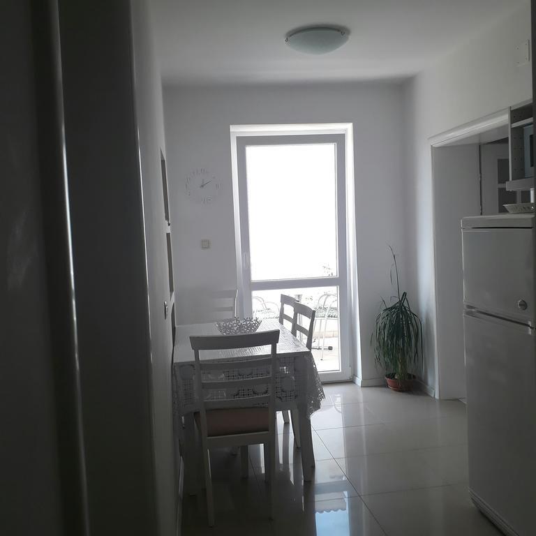 Apartment Nena & Petar Makarska Buitenkant foto